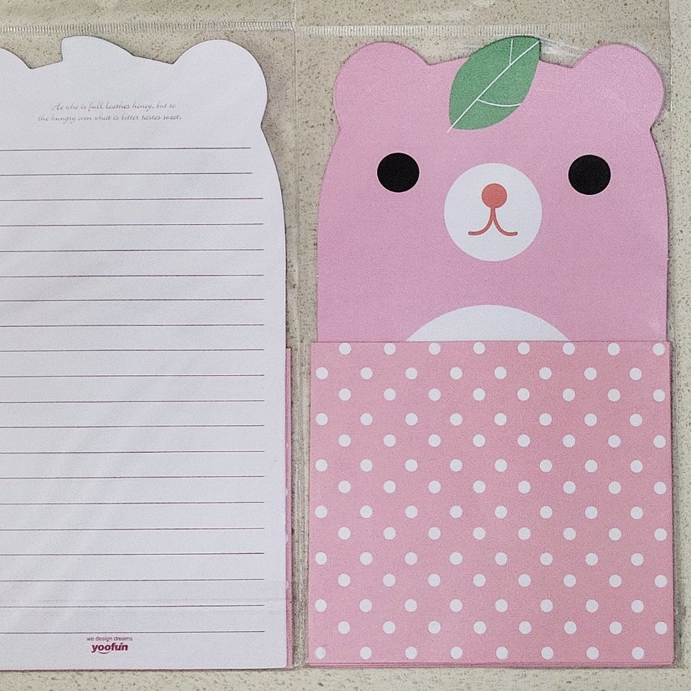 Pink Kuma Bear with leaf letter set